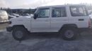 تويوتا لاند كروزر 70 76 4.2L STD 10-SEATER MT (only for export)