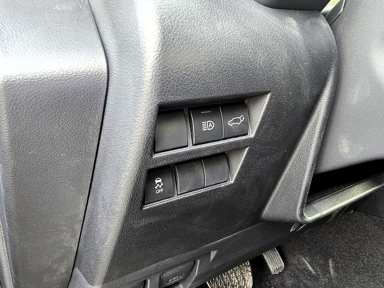 Toyota Land Cruiser VX Toyota Land Cruiser 3.3L Diesel A/T 4WD SUV With radar Black Color 2026 Model
