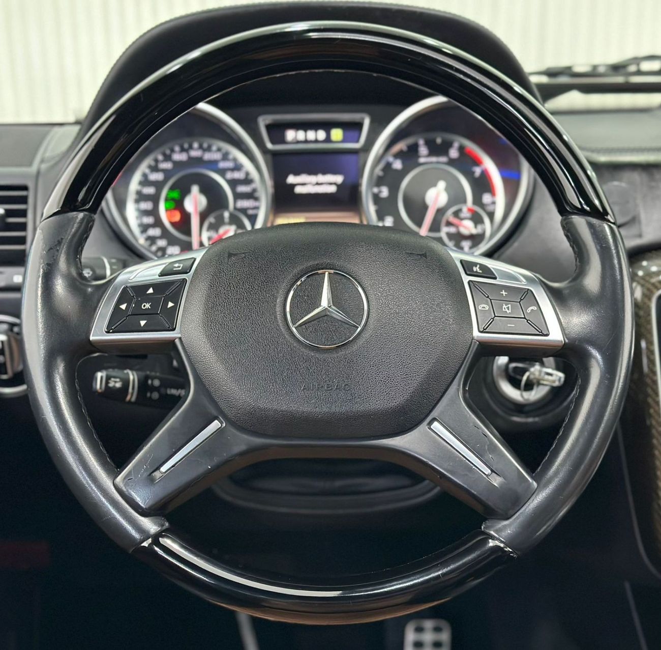 Mercedes-Benz G 63 AMG 2015 Mercedes Benz G63 AMG, Full Service History, Full Options, Excellent Condition, GCC