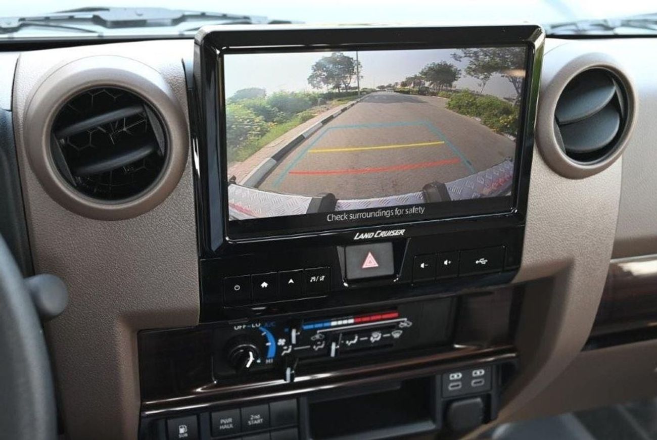 تويوتا لاند كروزر بيك آب 2025 TOYOTA LAND CRUISER 79 SINGLE CAB PICKUP DLX V6 4.0L PETROL 4WD AT