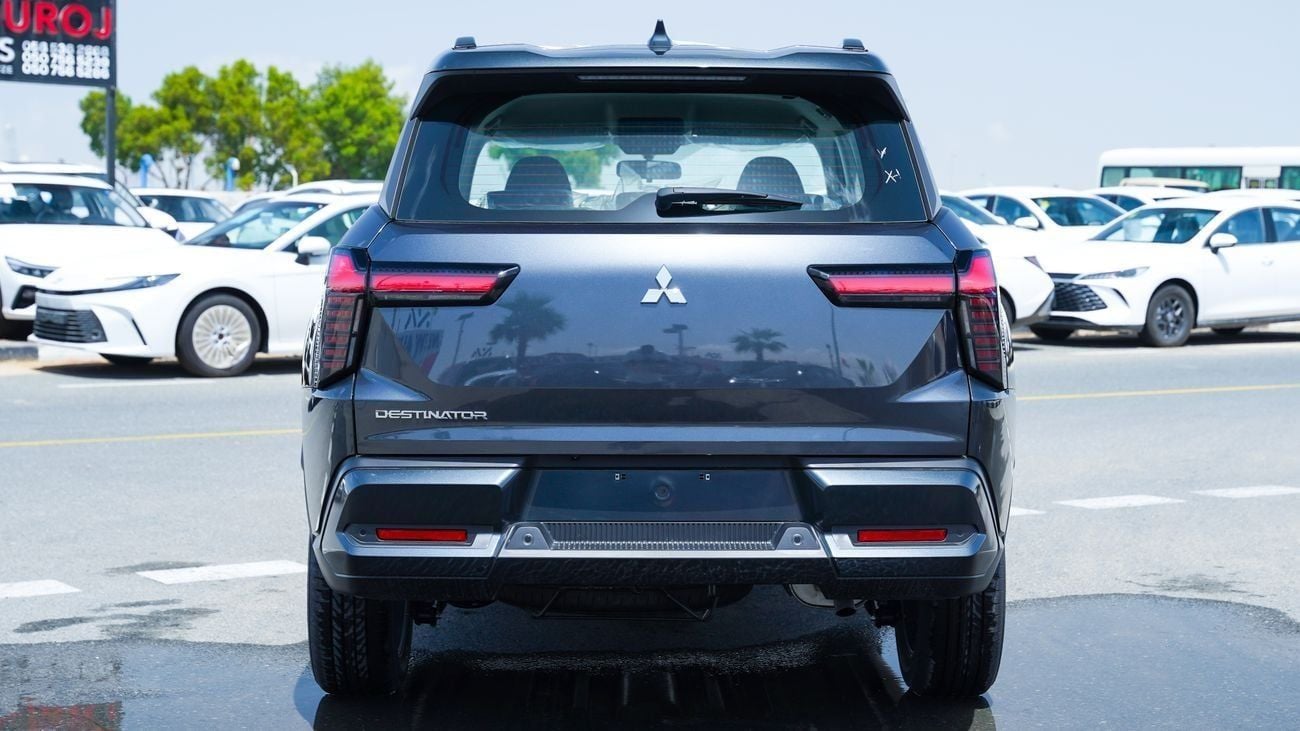 ميتسوبيشي ديستيناتور جديد كليًا 2026 ميتسوبيشي ديستيناتور هاي لاين (N-DEST-HIGH-P-26)  1.5 لتر | 7 مقاعد SUV | مواصفات ال