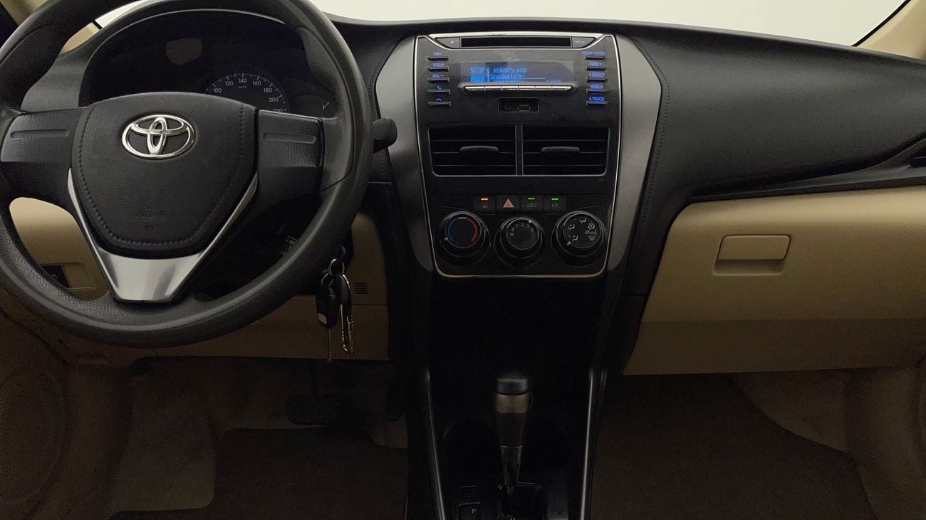 تويوتا يارس SE 1.5 | بدون دفعة مقدمة | اختبار القيادة في المنزل