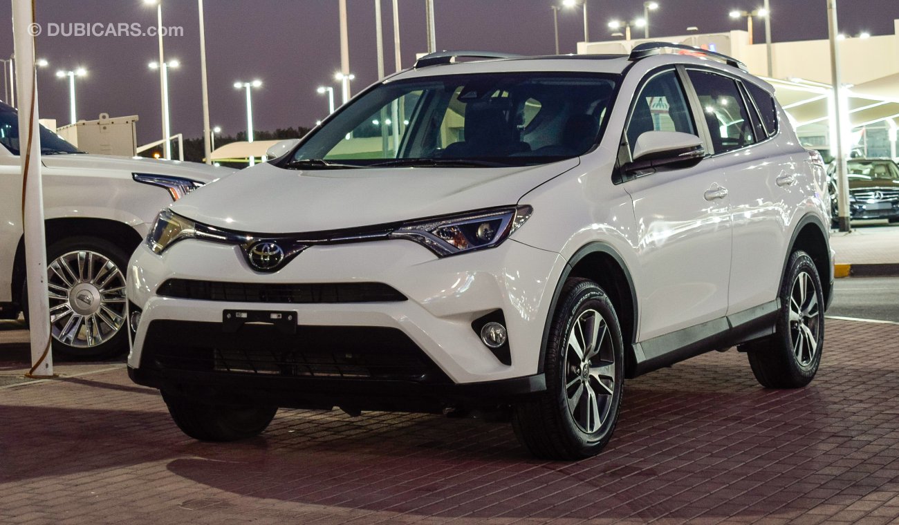 Used Toyota RAV4 2017 for sale in Dubai - 301192