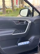 تويوتا راف ٤ LE