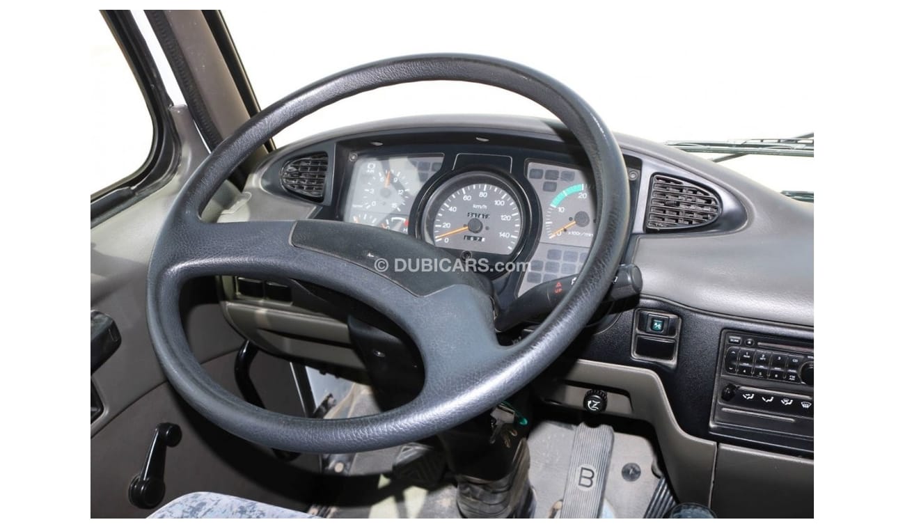 Nissan United Diesel 2016 - UD MK 210 - 7 TON - GCC SPECS  - EXCELLENT CONDITION VAT EXCLUDED