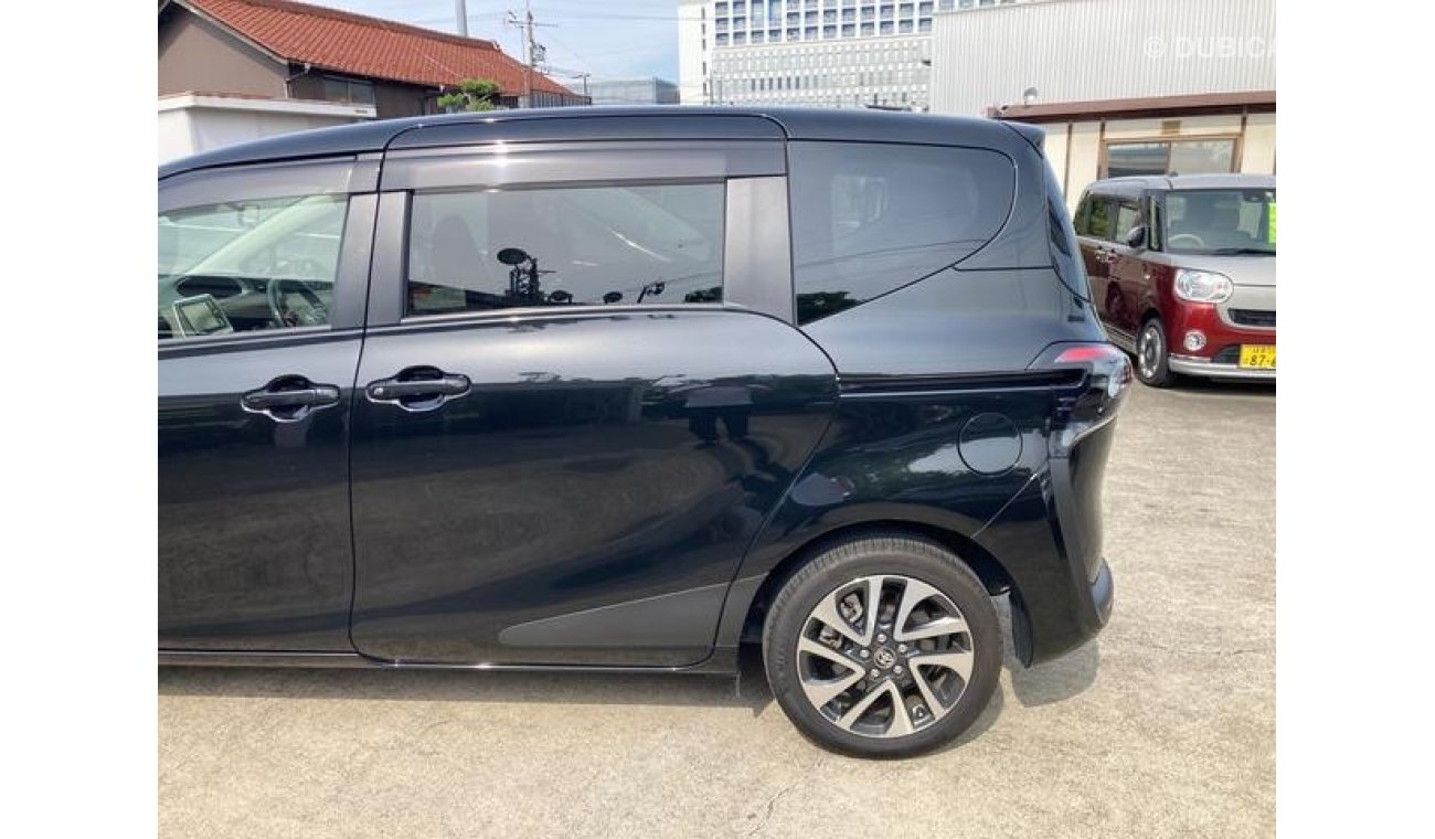 Toyota Sienta NHP170G