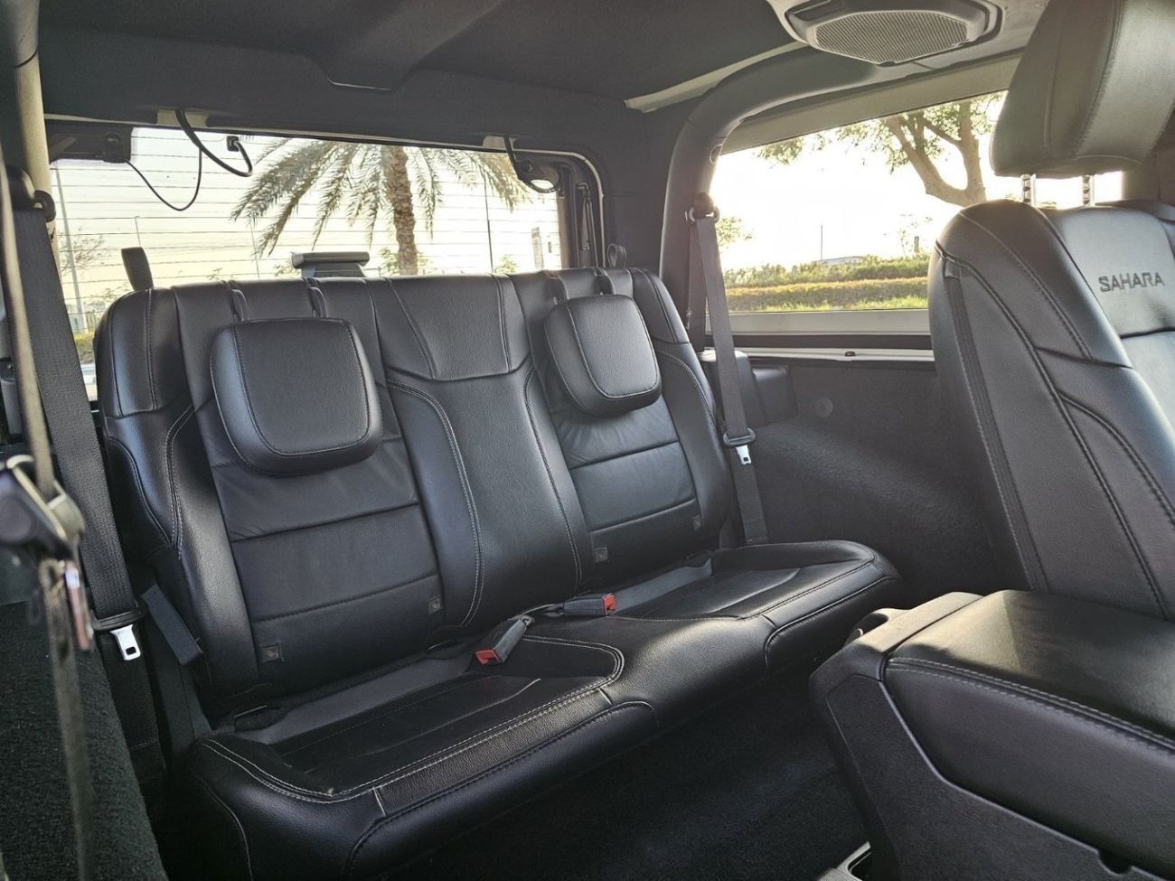 جيب رانجلر Sahara 3.6L A/T (4 Seater)