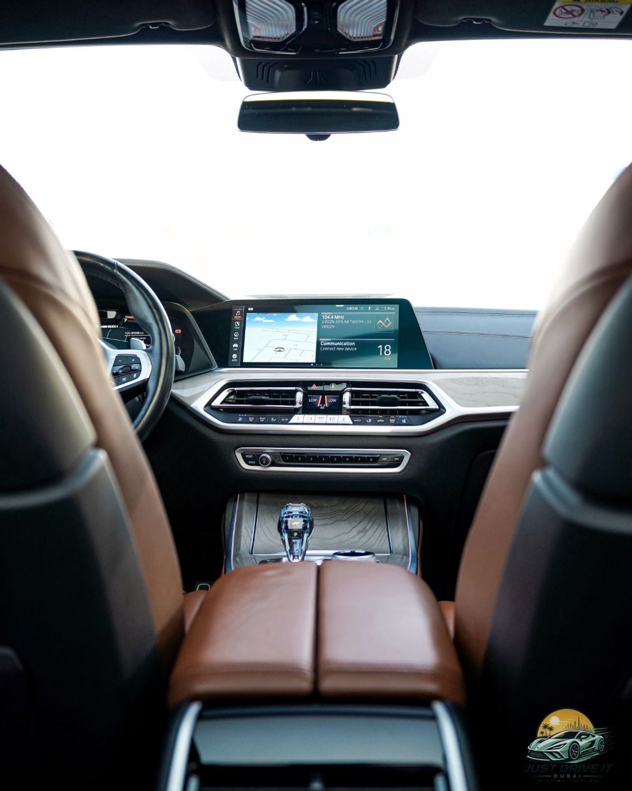 BMW X7 M50i