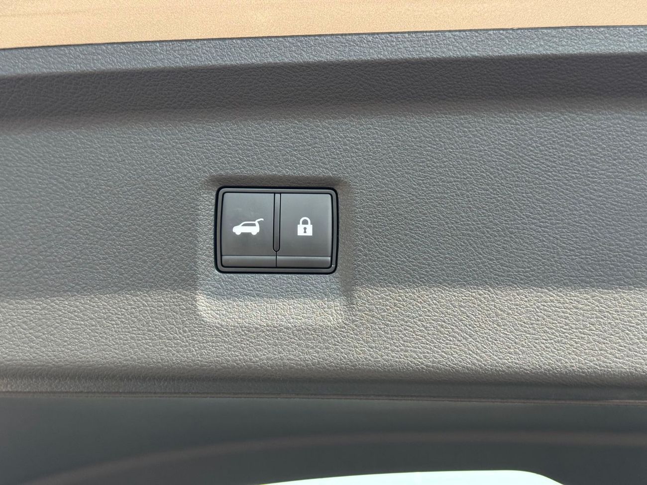 Infiniti QX60 3.5L Luxe V6 AWD GCC 2024 Export ONLY @ 153,000 AED