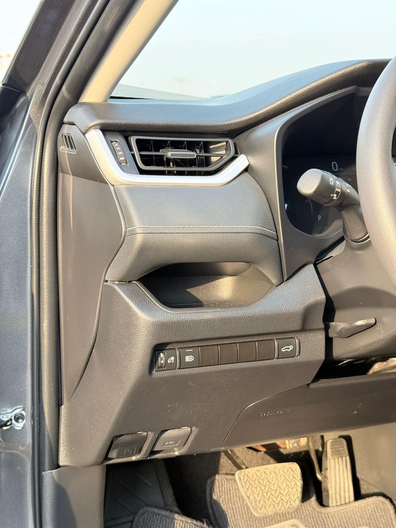 Toyota RAV4 XLE 2023