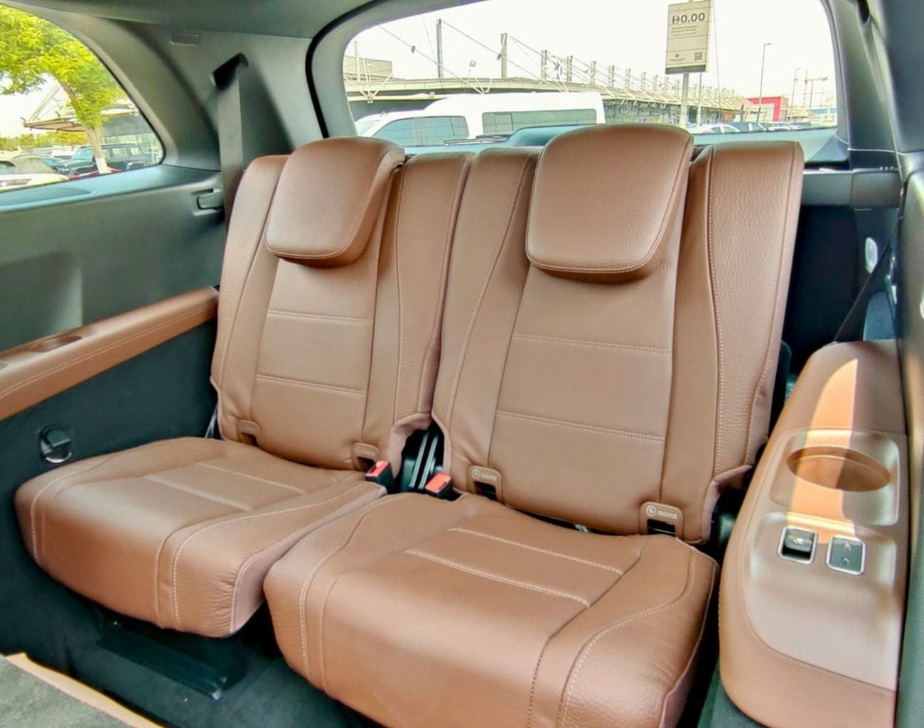 Mercedes Benz GLS450 4MATIC DARK SERIES Full Option Under Warranty 2026 GCC