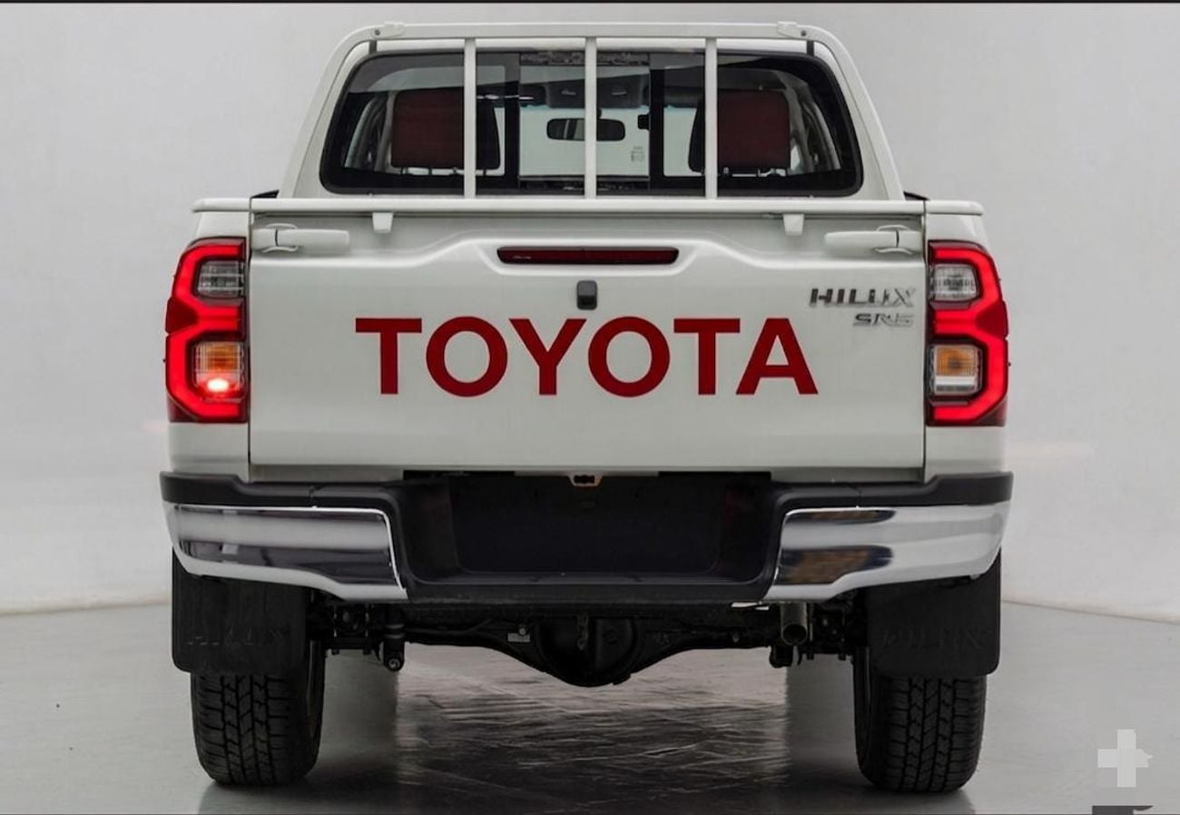 Toyota Hilux SR5 (NON GCC)