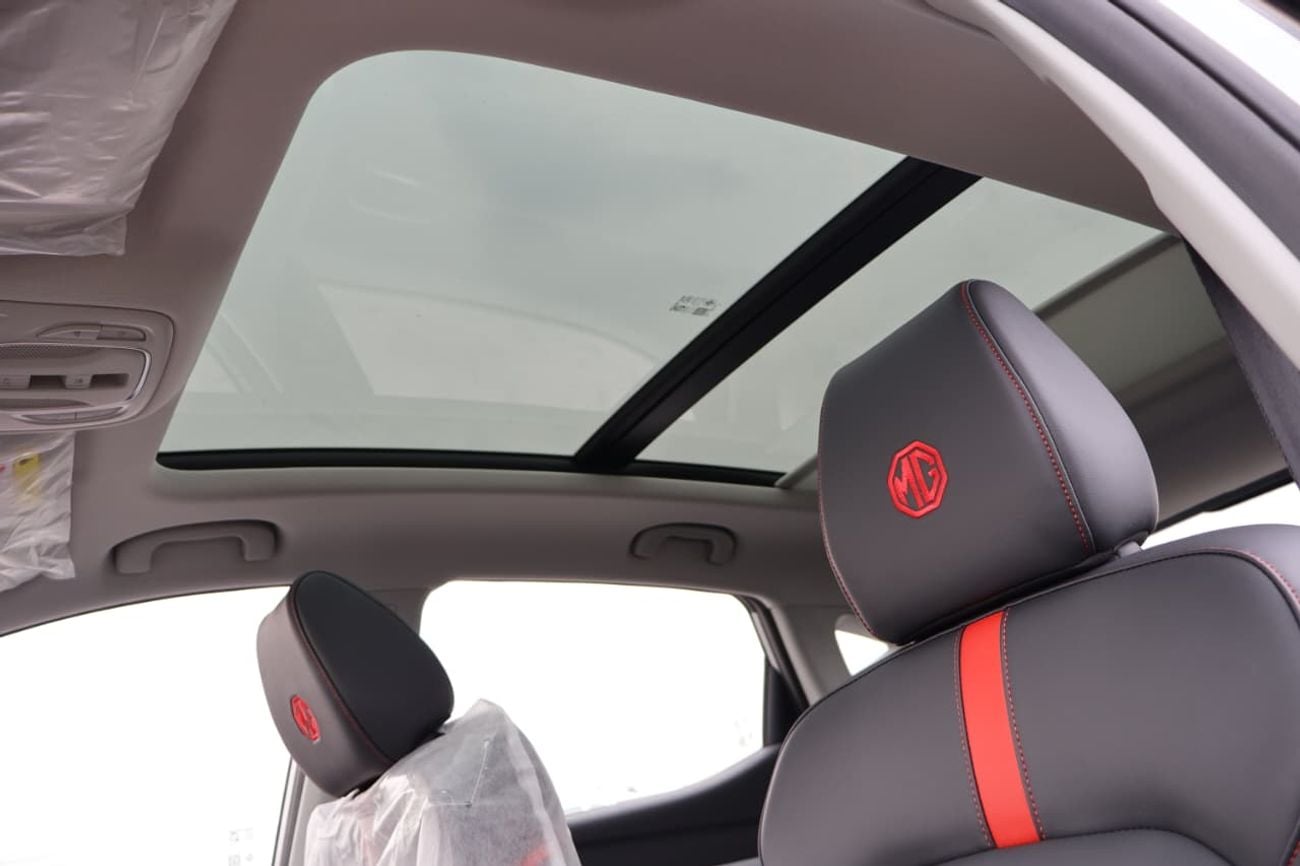 أم جي ZS 2025 MG ZS 1.5L AT Luxury Full option