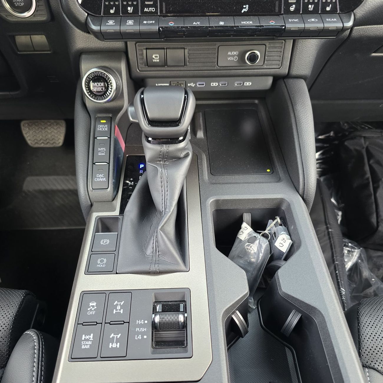 Toyota Prado 2024 Prado LC250 2.4L Petrol Turbo First Edition European Spec