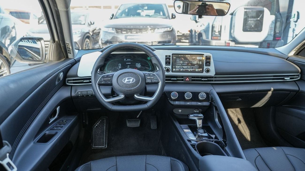 Hyundai Elantra GLX 1.5L WHITE 2025MY EXPORT PRICE