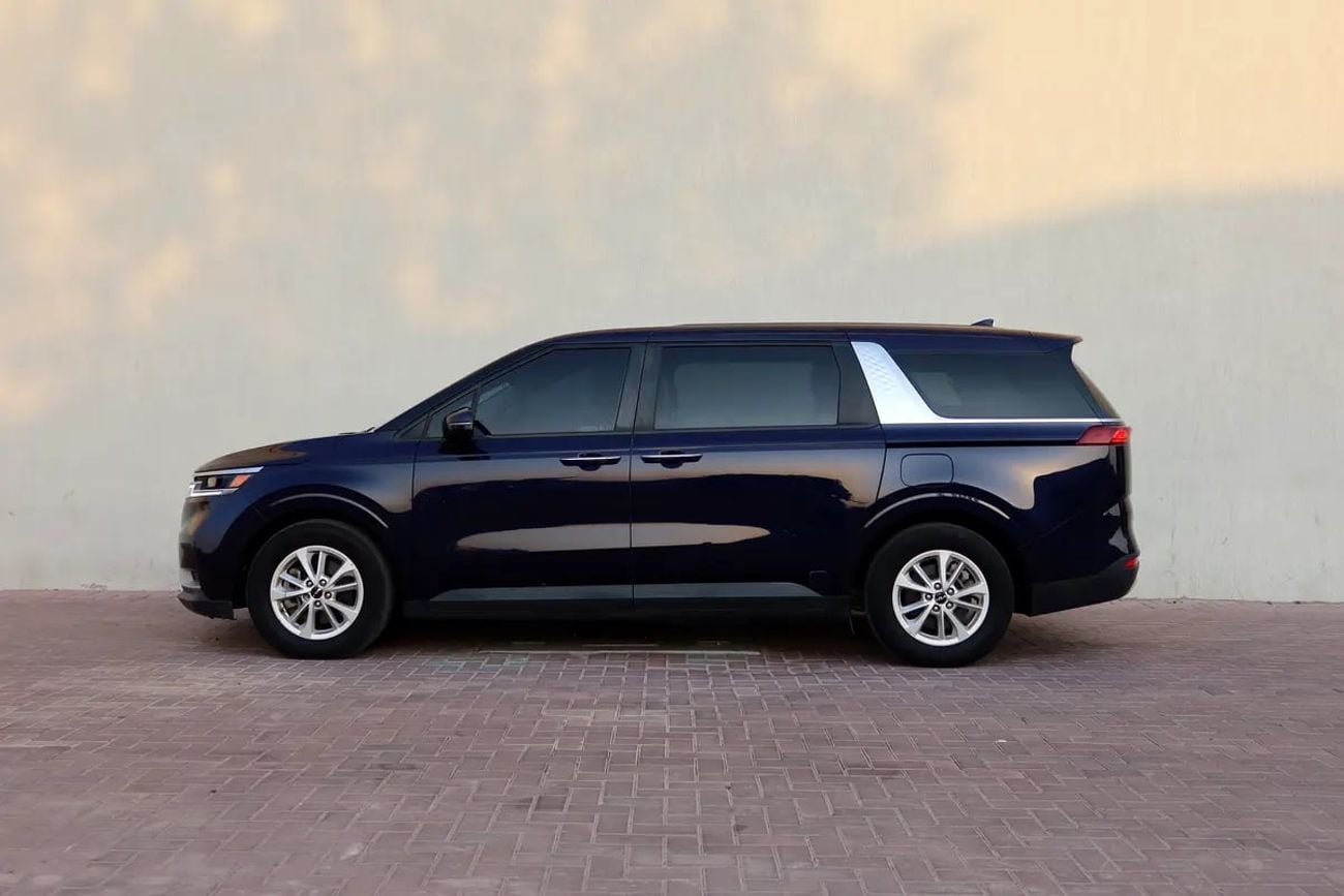Kia Carnival EX - American Specs - Low Mileage MPV
