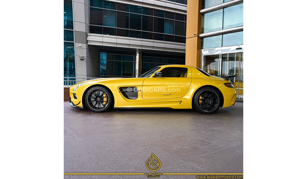 مرسيدس بنز SLS AMG بلاك سيريز