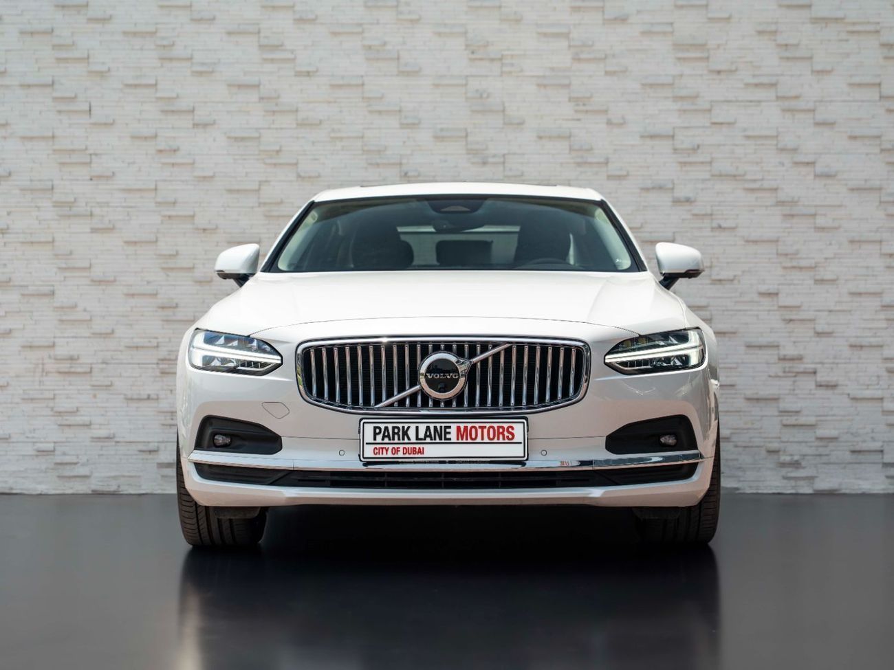 Volvo S90 B5