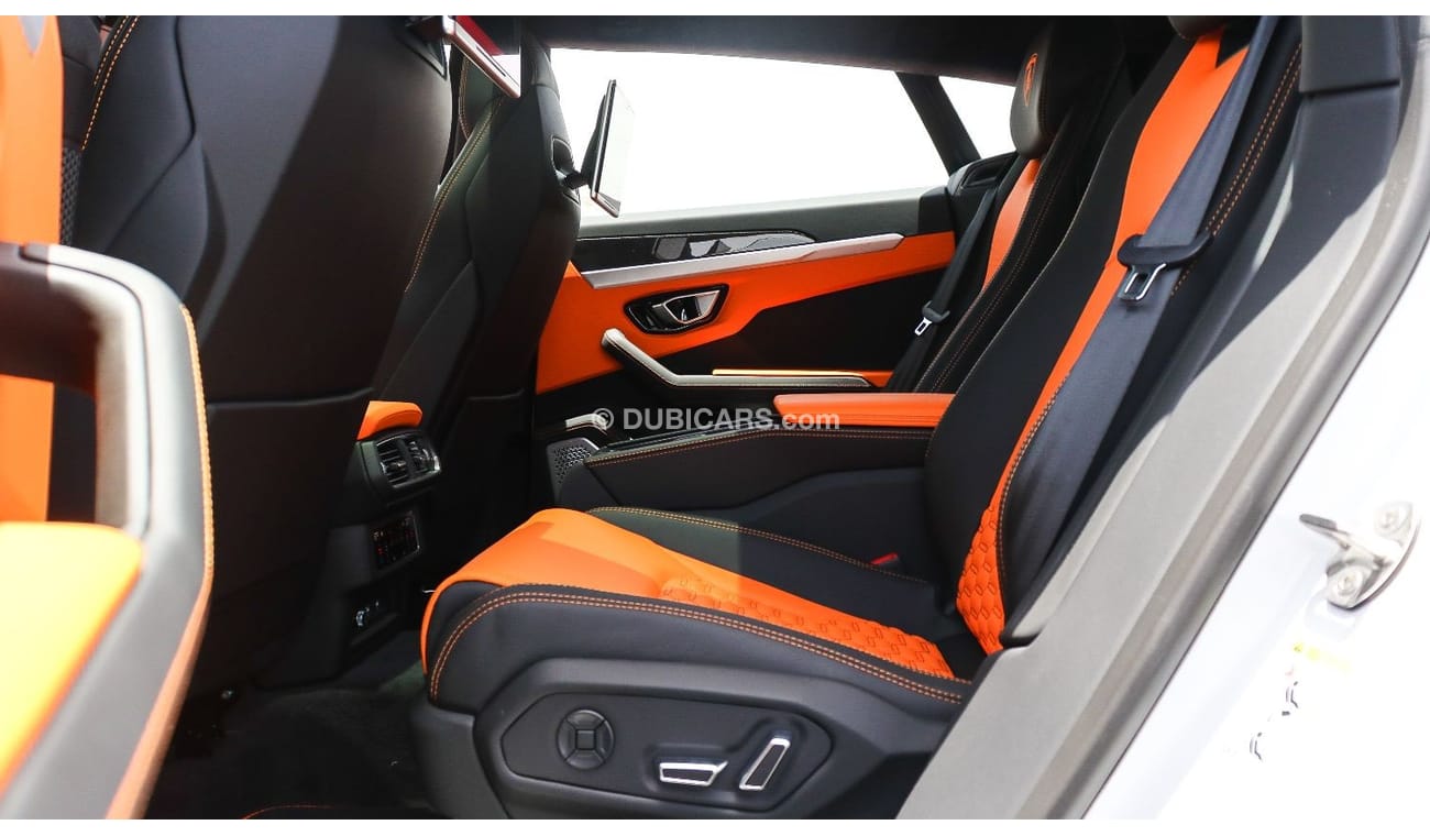 New Urus *Carbon Package*Style Package* Premium Soundsystem