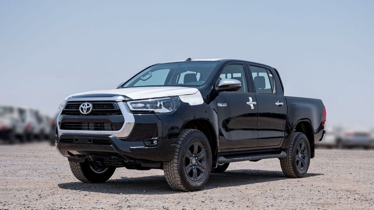 تويوتا هيلوكس TOYOTA HILUX DC 2.4D AT 4X4 MY2024 – BLACK