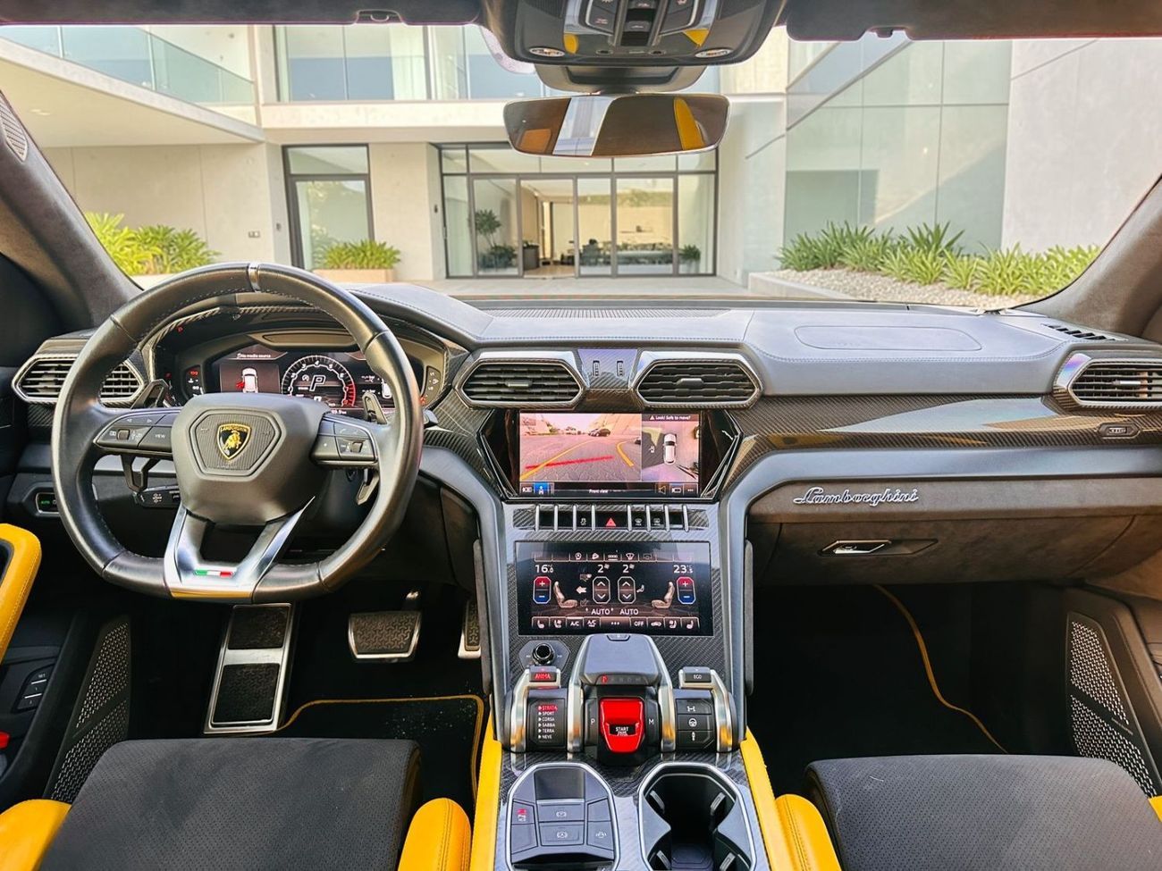 لامبورغيني اوروس AED 12,800 P.M. | 0% DP | LAMBORGHINI URUS | UNDER WARRANTY TILL FEB 2027 | GCC