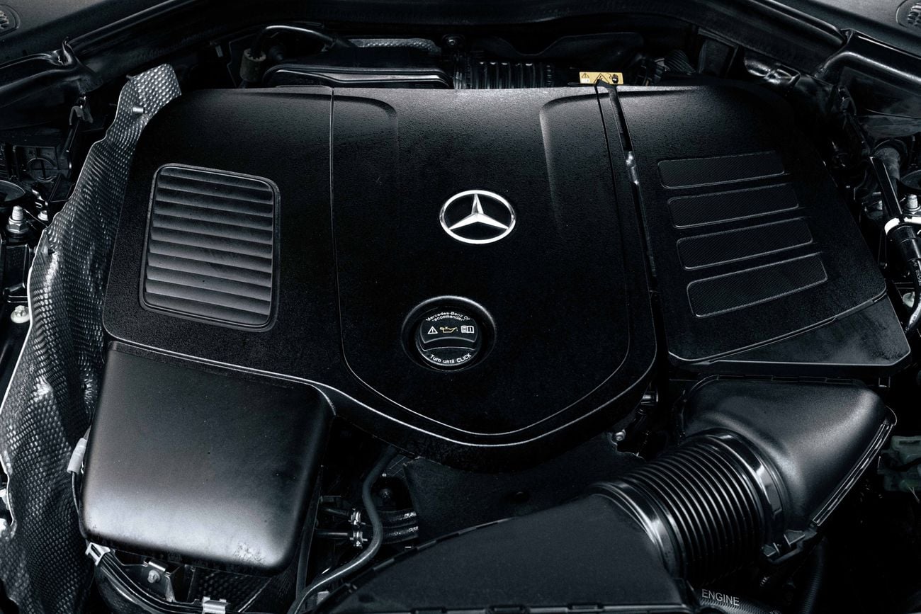 Mercedes-Benz GLC 300 2,938 P.M | 0% Downpayment | GLC 300 AMG | FULL SERVICE HISTORY!