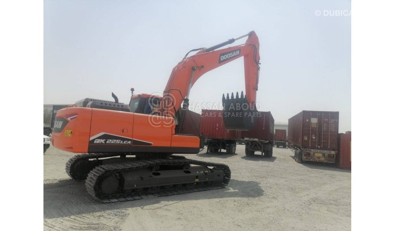 دوسان DX225 LCA DOOSAN DX225 LCA – CHAIN EXCAVATOR OPERATING WEIGHT 22 TON APPROX. WITH BUCKET 1.08 Cu.M BUCKET ( HE