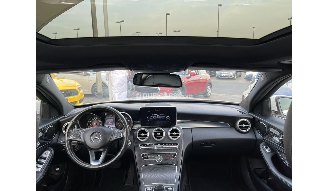 Mercedes-Benz C 300 Std Mercedes C300_Canadian_2015_Excellent_Condition _Full option