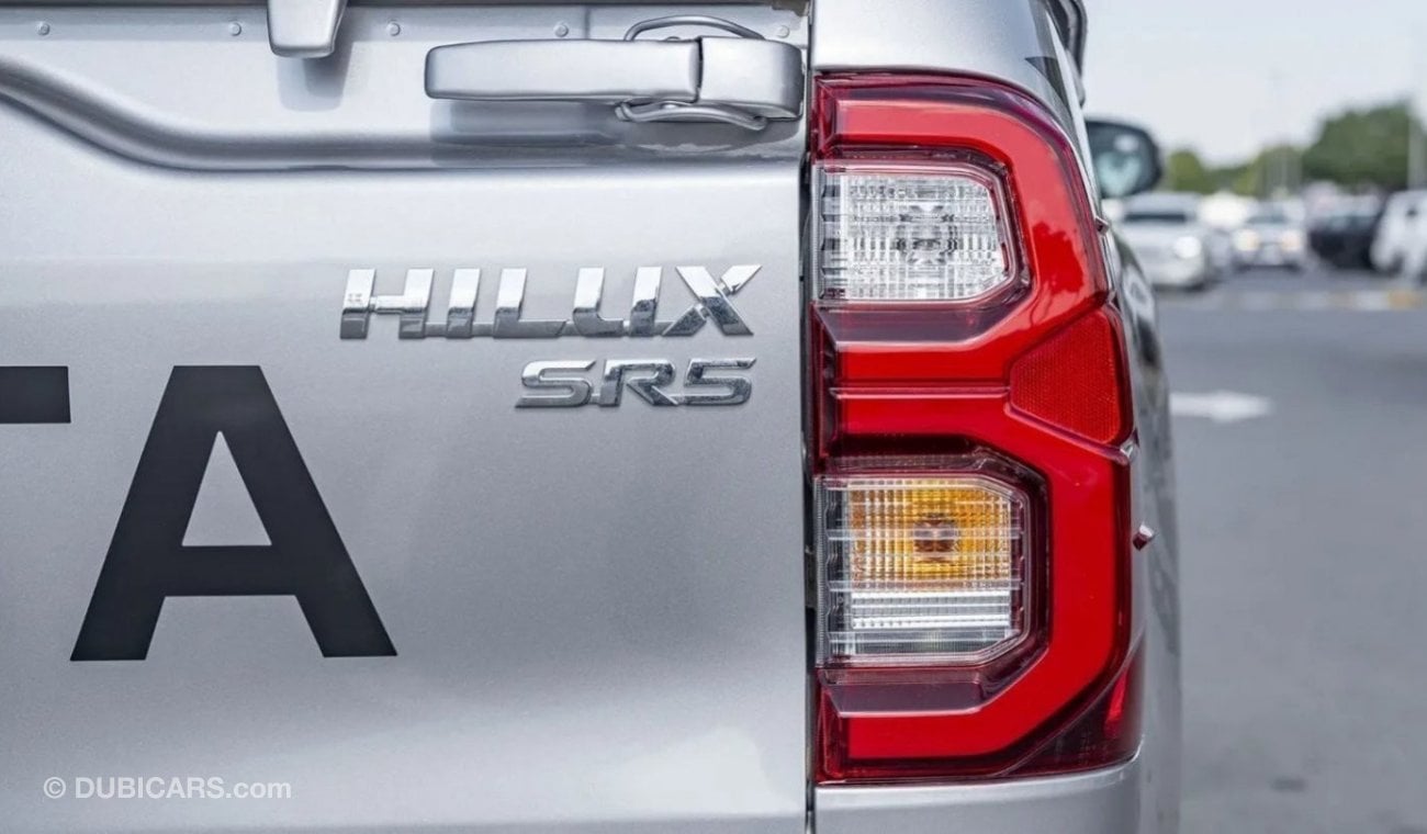 تويوتا هيلوكس TOYOTA HILUX  2.4 diesel Automatic full options