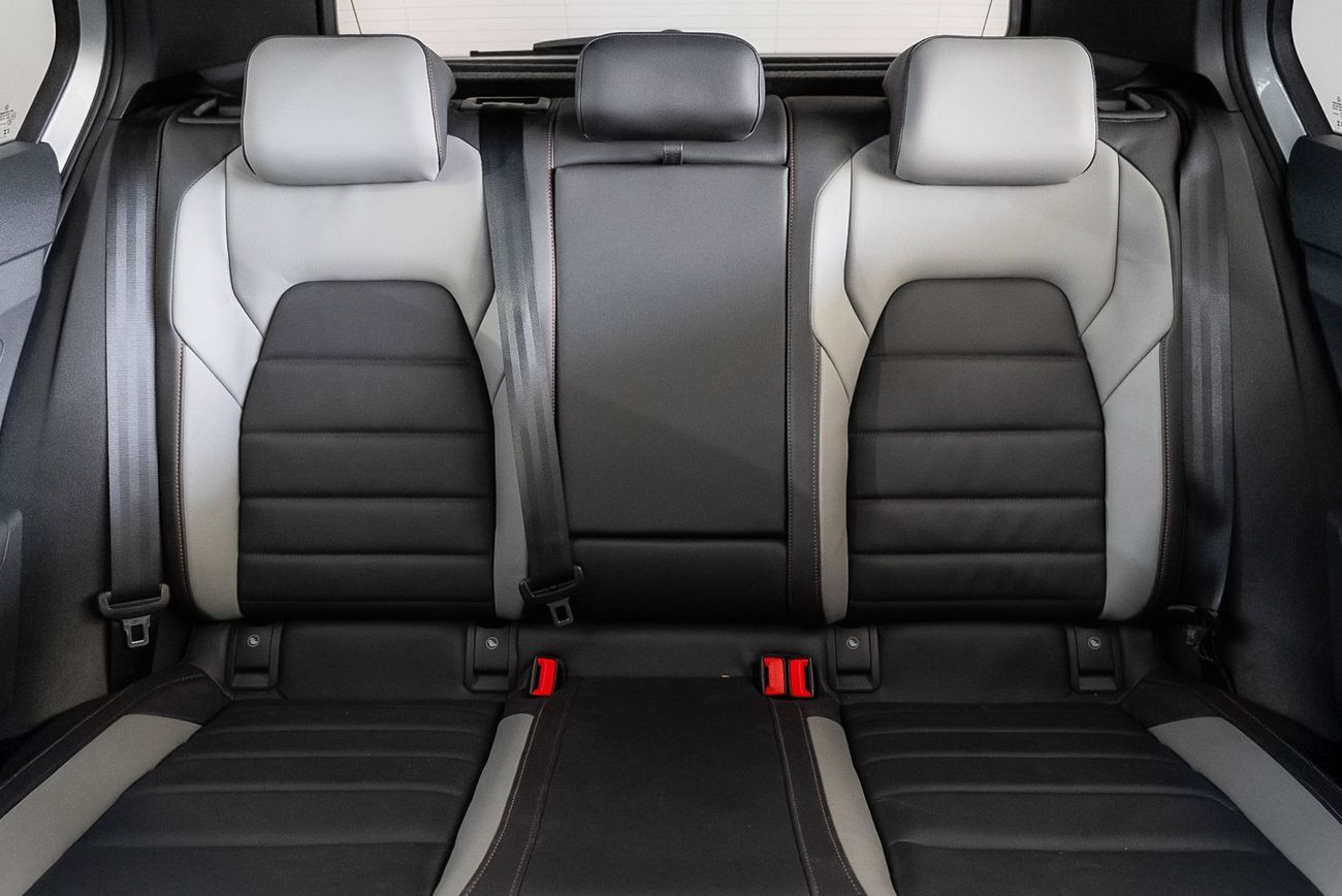 فولكس واجن جولف GTI P2