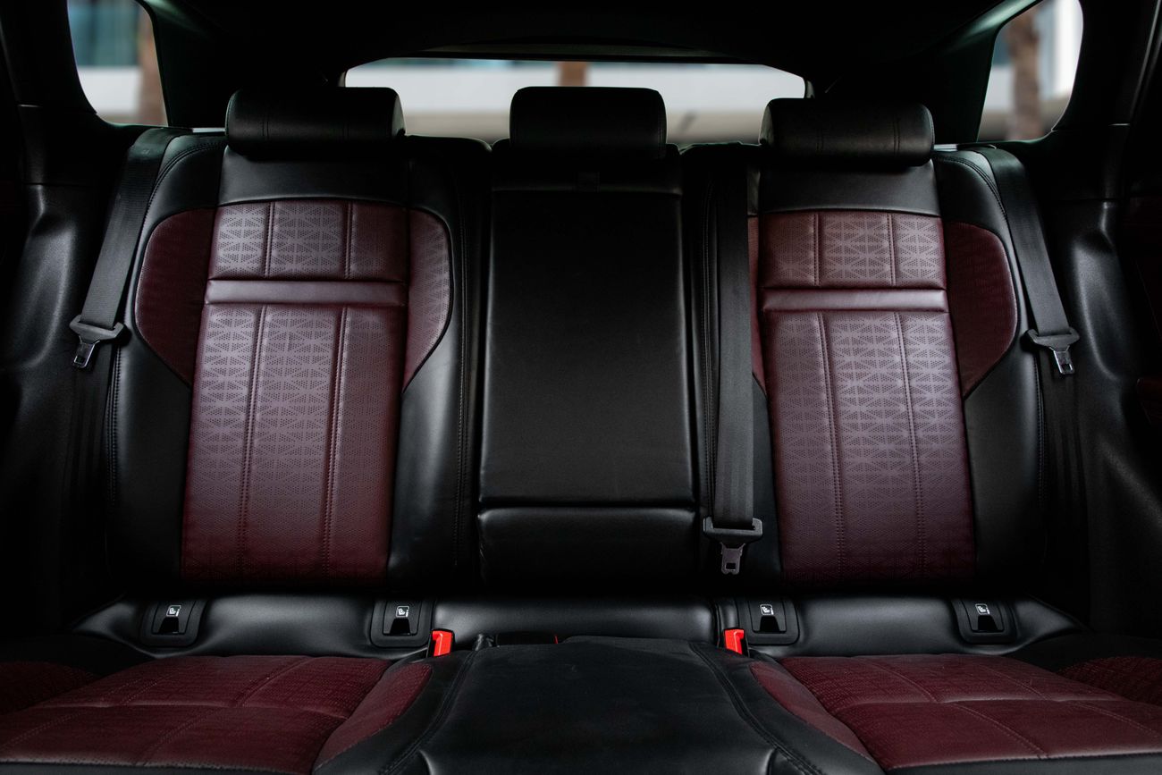 Land Rover Range Rover Evoque RANGE ROVER EVOQUE P250 HSE R DYNAMIC | 2,742 P.M | 0% Downpayment | Great Condition!