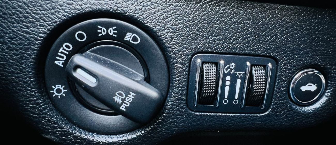 دودج تشارجر AED 870 PM | DODGE CHARGER SXT 2017 | V6 | GCC | MINT CONDITON