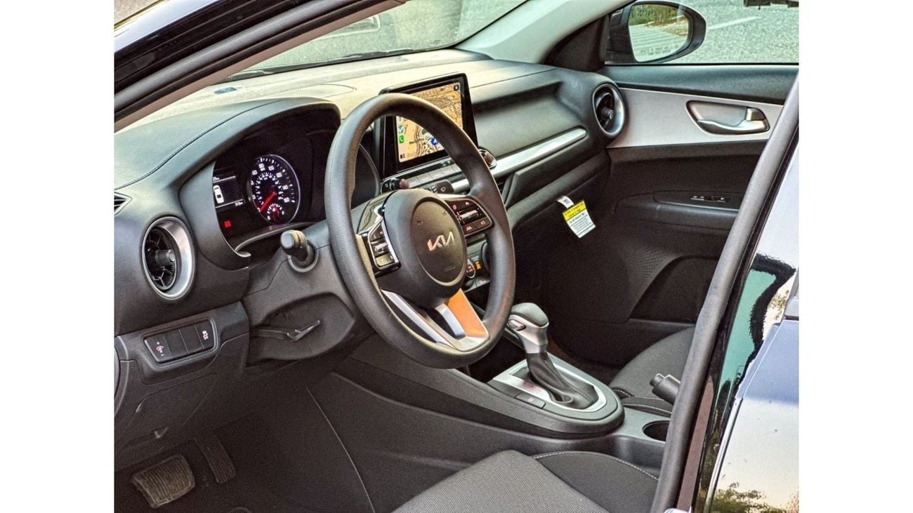 كيا فورتي 2024 NEW KIA FORTE / LINE ASSIST / AUTO PILOT / CRUSE CONTROL / APPLE CAR PLAY