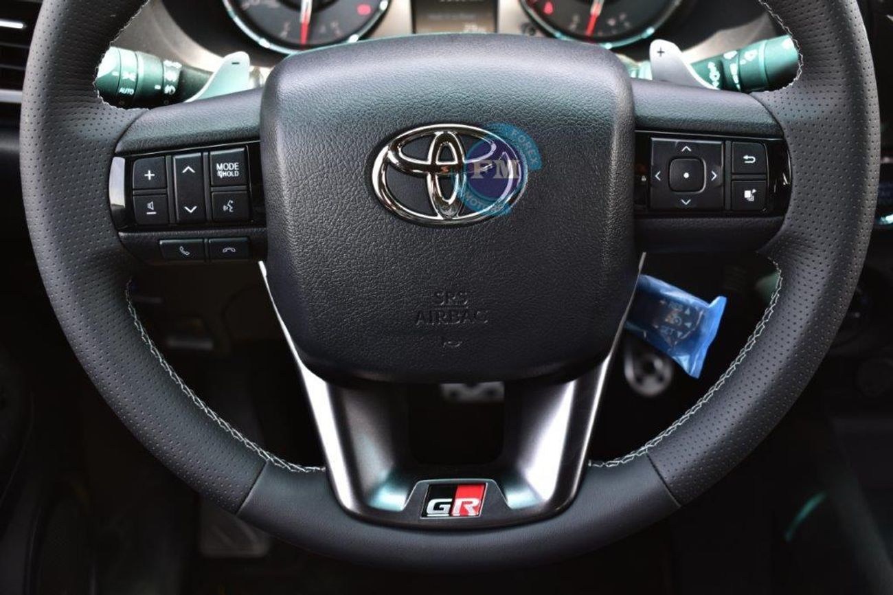 تويوتا هيلوكس Double Cab GRS V6 4.0L 4WD Automatic