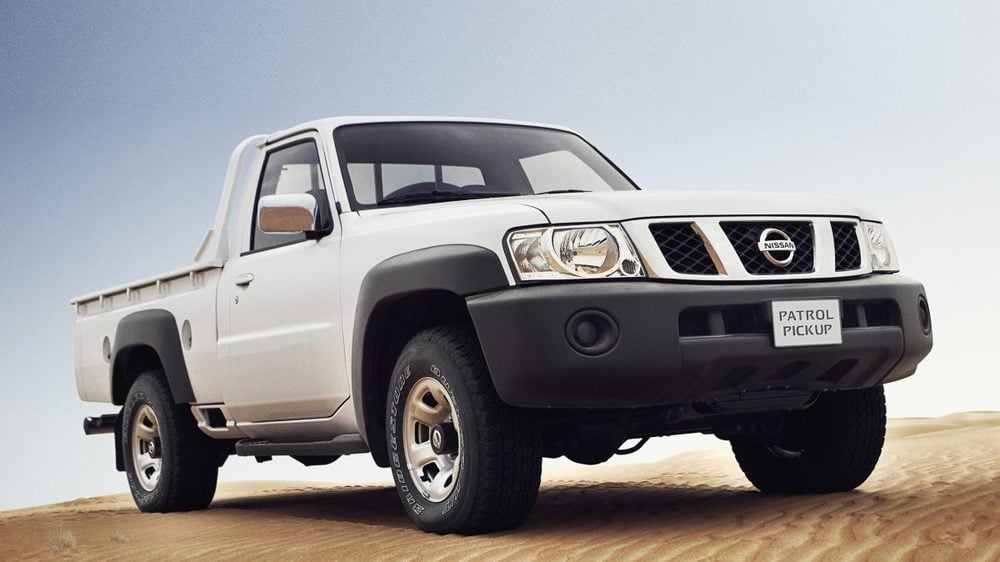 Nissan Patrol Pickup exterior - Front Right Angled