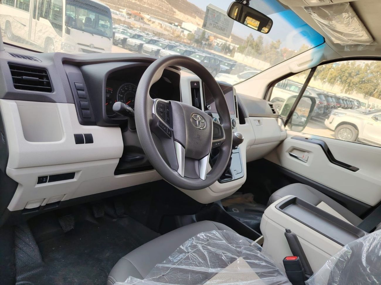 Toyota Hiace TOYOTA HIACE 2.8L DIESEL GL-GRADE MY2026