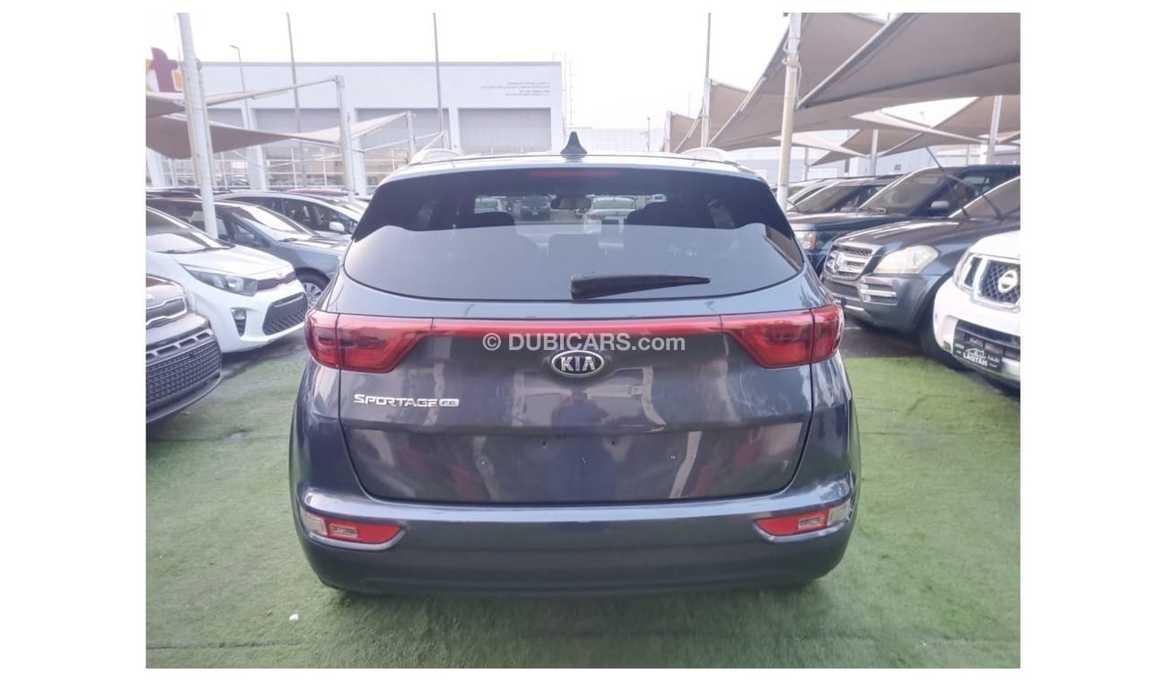 كيا سبورتيج كيا سبورتاج  2400 سى سى موديل 2018 مثبت سرعة تحكم رنجات حساسات شاشة كاميرا خلفية بحالة ممتازة