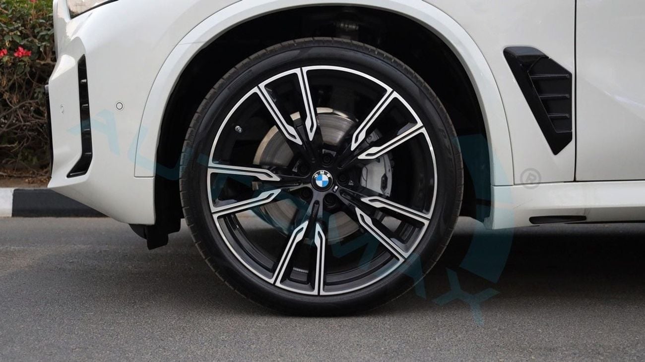 بي أم دبليو X5 M xDrive 40i 3.0T GCC 2025 0Km With 2 Years Warranty & 3 Years Service @Official Dealer