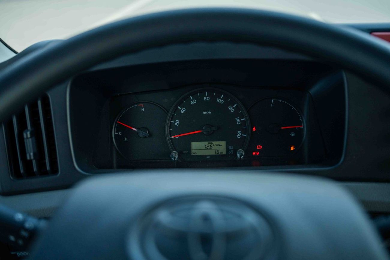 تويوتا كوستر Toyota Coaster 2025 2.7L Petrol 23 Seats Transmission Manual  White Outside