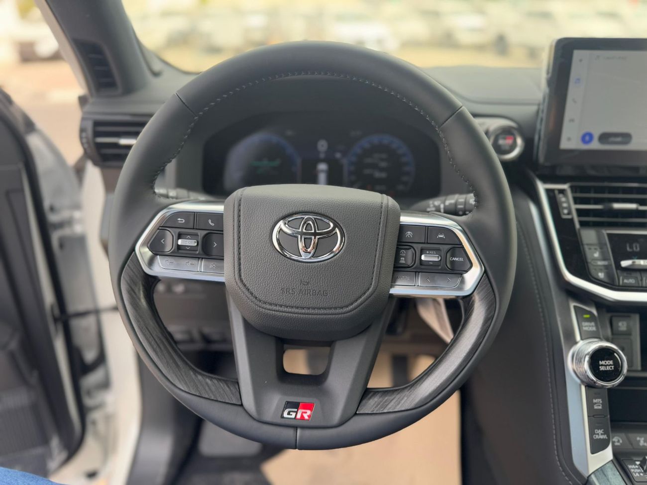 تويوتا لاند كروزر LAND CRUISER GR SPORT 3.5L 2025 GCC