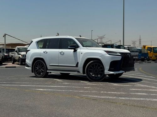 لكزس LX 700h F SPORT