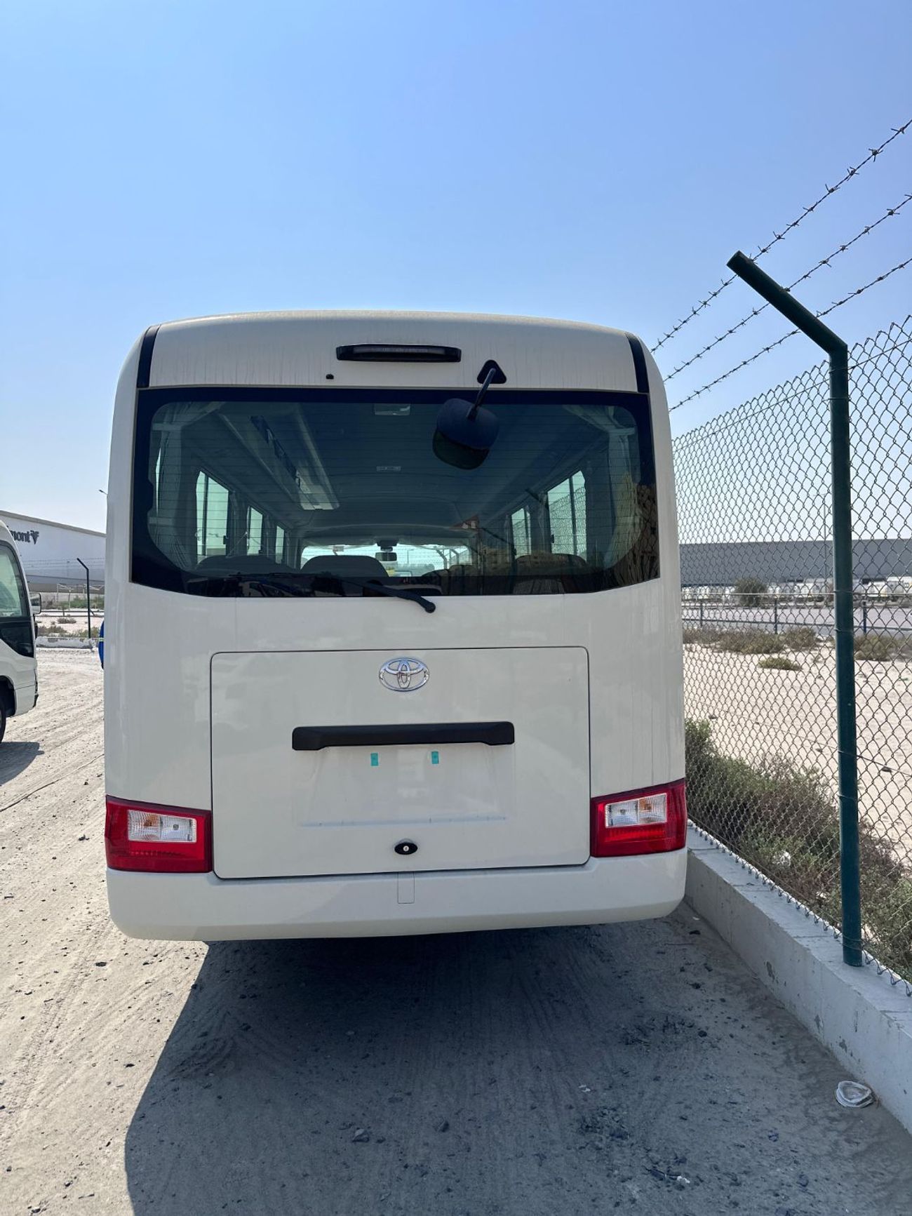 تويوتا كوستر TOYOTA COASTER 4.2L DIESEL 3O SEATER