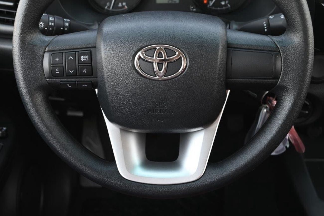 تويوتا هيلوكس Toyota Hilux 2.4 MT 2026 basic Oman GCC