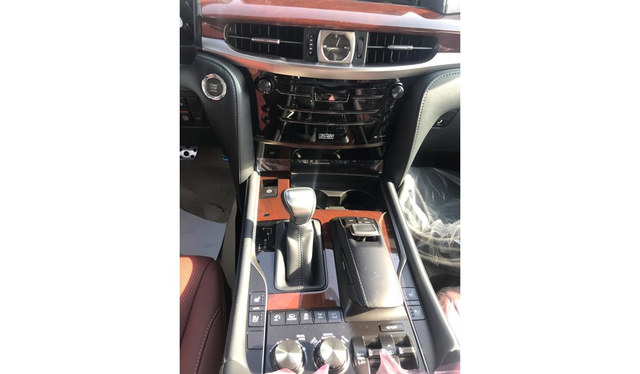 Lexus LX570 FULL OPTION  SIGNATURE