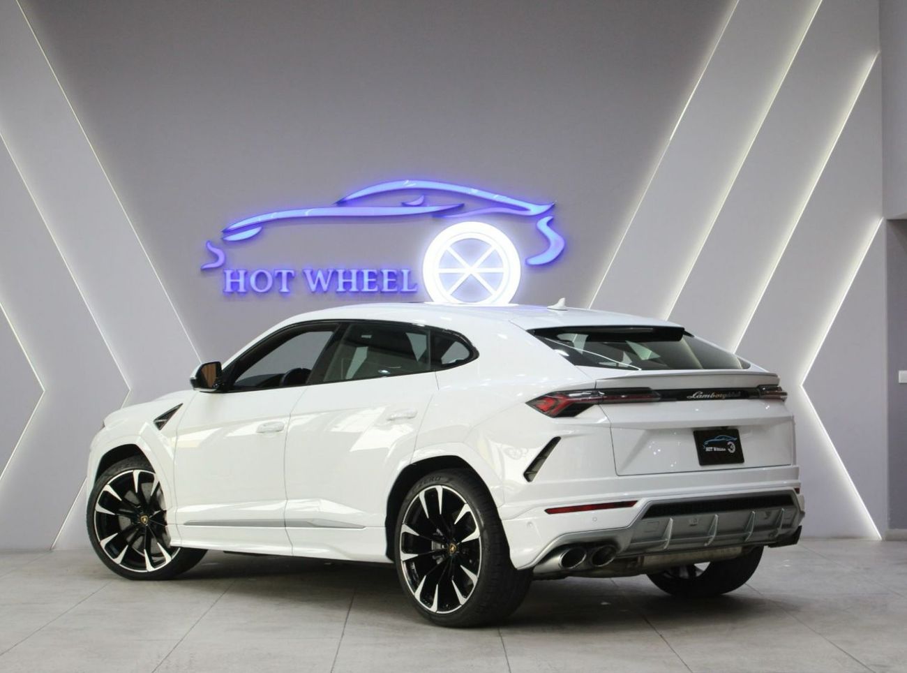 لامبورغيني اوروس