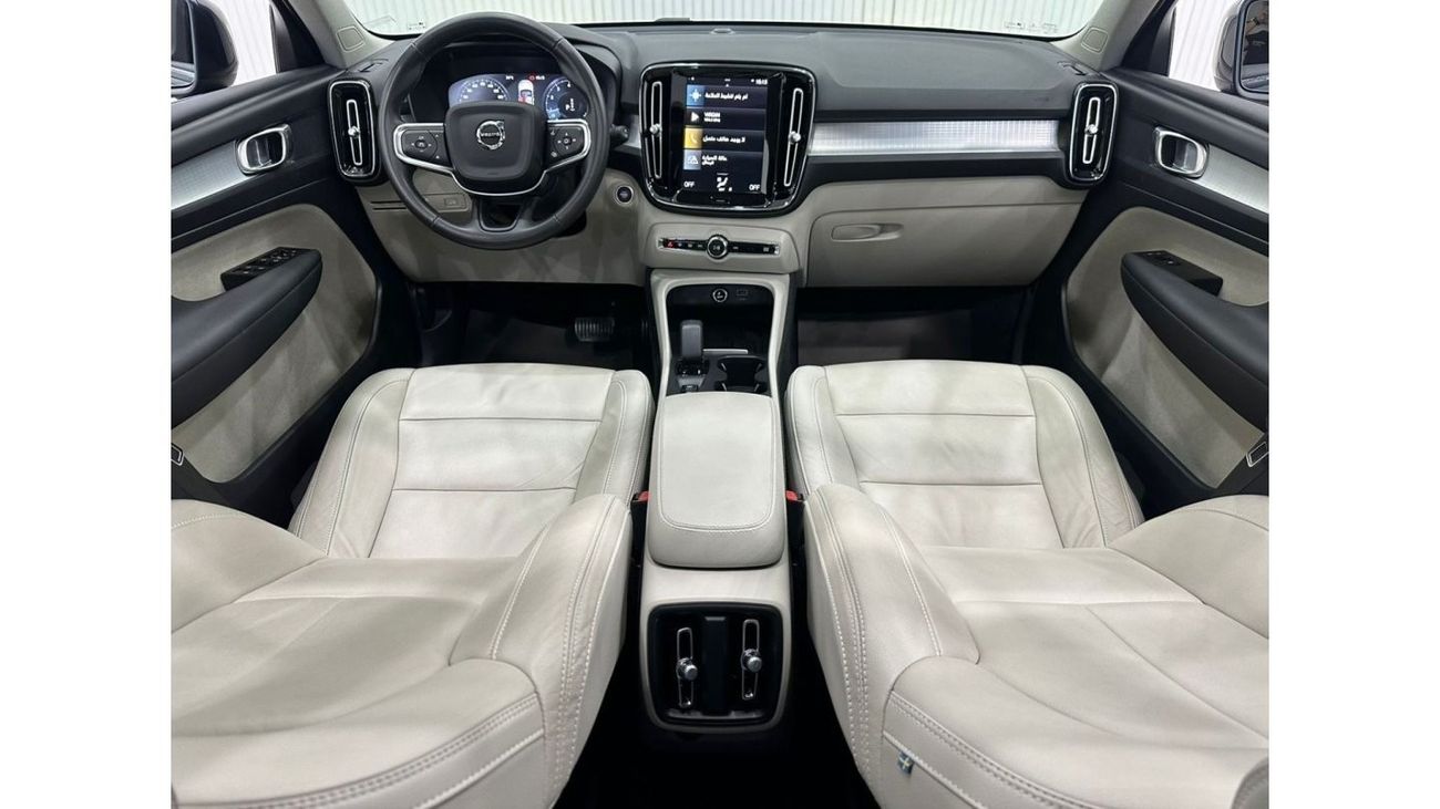 Volvo XC40 T4 R Design 2022 Volvo XC40 T4, Jan 2025 Volvo Warranty, Low Kms, GCC