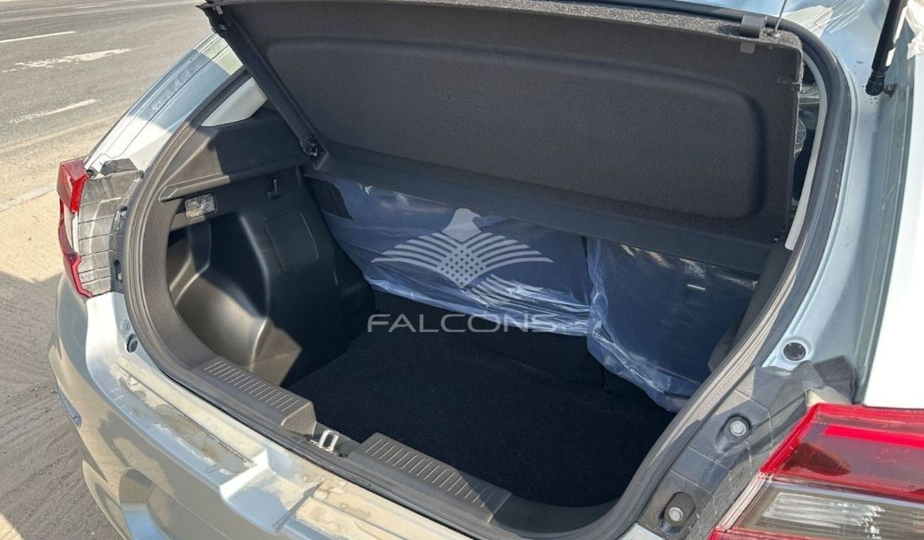 Toyota Starlet Toyota/STARLET/K15YA 1.5 ESS DELUXE 4-AT