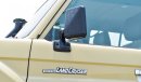 Toyota Land Cruiser Pick Up V6 4.0 L Petrol Double Cabin,4/4,winch,Hub lock,power window,wooden interior