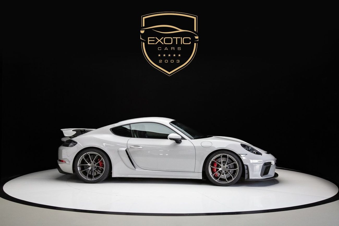 بورش كايمان 718 GT4