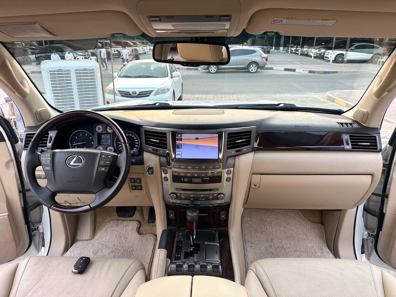 Lexus LX570 NAVIGATION SPORT